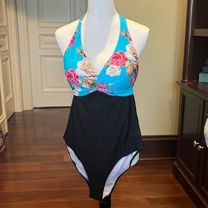 NWT Cupshe XL swimsuit
